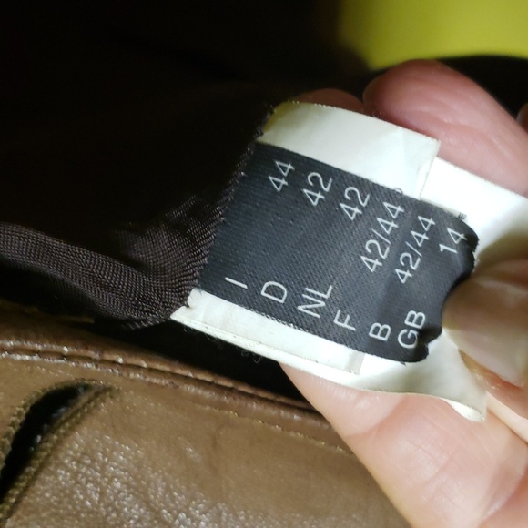 Soft Italian vintage nappa leather jacket with one button. - Picture 8 of 12